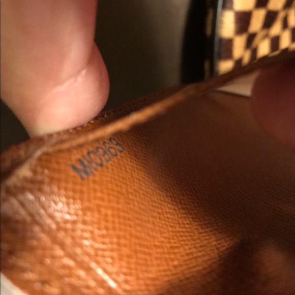 📍SALE Authentic LV Photo Wallet - Light & Simple - Picture 6 of 8